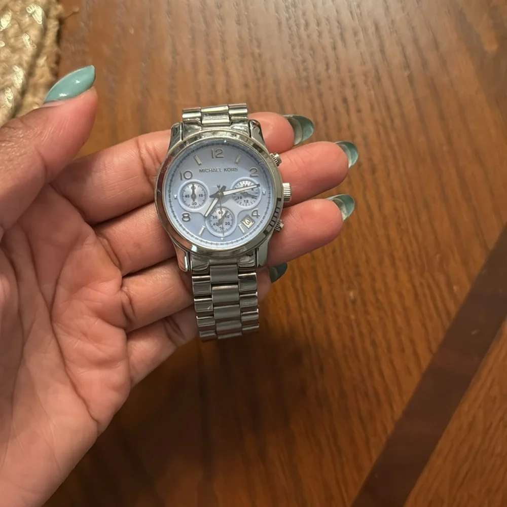 Silver Michael Kors Watch - Picture 2 of 4
